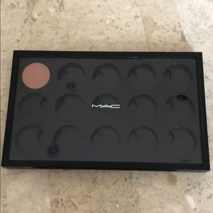 Mac make up palette